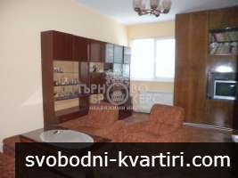 Четиристаен апартамент под наем в центъра на град Велико Търново