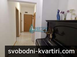 Офис 120 м2 до бул.Ситняково и румънското посолство. Без и с обзавеждане Офис 120 м2 до бул.Ситняково и румънското посолство. Без и с обзавеждане