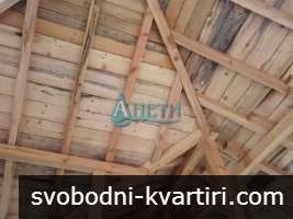Едноетажна къща 160 м2 с двор в гр.Костинброд, кв.Зора. Отлична локация Едноетажна къща 160 м2 с двор в гр.Костинброд, кв.Зора. Отлична локация