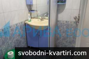 Къща и складове в с. Подкрепа, община Хасково Къща и складове в с. Подкрепа, община Хасково