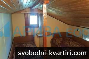Къща до р. Арда в Долно Черковище, община Стамболово, област Хасково Къща до р. Арда в Долно Черковище, община Стамболово, област Хасково