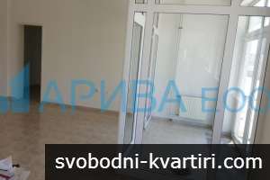 Голям магазин /шоурум/ под наем в Хасково Голям магазин /шоурум/ под наем в Хасково