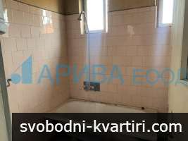 Триетажна къща в Димитровград, кв. Раковски Триетажна къща в Димитровград, кв. Раковски
