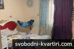 Двуетажна къща с плоча в с.Иваново, община Харманли Двуетажна къща с плоча в с.Иваново, община Харманли
