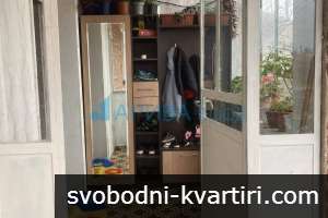 Двуетажна къща с плоча в с.Иваново, община Харманли Двуетажна къща с плоча в с.Иваново, община Харманли
