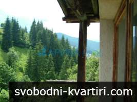 Парцел УПИ с къща и постройки в Чепеларе, област Смолян Парцел УПИ с къща и постройки в Чепеларе, област Смолян