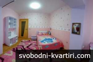 Тристаен апартамент под наем в кв. Кючук Париж Тристаен апартамент под наем в кв. Кючук Париж