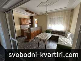 Тристаен апартамент в Центъра Тристаен апартамент в Центъра