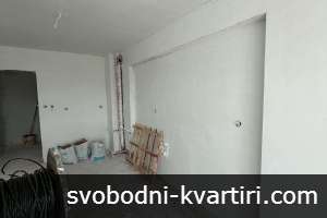 Просторен тристаен апартамент в Христо Смирненски Просторен тристаен апартамент в Христо Смирненски