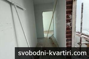 Тристаен апартамент в Христо Смирненски Тристаен апартамент в Христо Смирненски