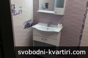 Тристаен апартамент под наем в затворен комплекс - Южен Тристаен апартамент под наем в затворен комплекс - Южен
