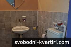 Офис/търговско помещение за продажба във Въстанически Офис/търговско помещение за продажба във Въстанически