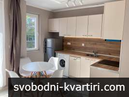ТОП ЛОКАЦИЯ! Двустаен апартамент с ПАРКОМЯСТО - 580 €/месец ТОП ЛОКАЦИЯ! Двустаен апартамент с ПАРКОМЯСТО - 580 €/месец