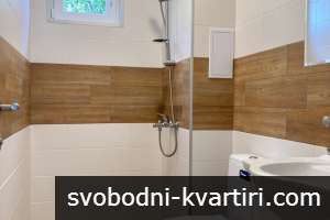 ТОП ЛОКАЦИЯ! Двустаен апартамент с ПАРКОМЯСТО - 580 €/месец ТОП ЛОКАЦИЯ! Двустаен апартамент с ПАРКОМЯСТО - 580 €/месец