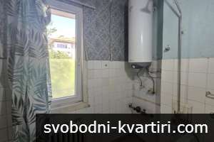 ТТристаен апартамент под наем в центъра на град Велико Търново. ТТристаен апартамент под наем в центъра на град Велико Търново.