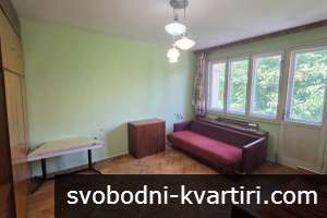 ТТристаен апартамент под наем в центъра на град Велико Търново. ТТристаен апартамент под наем в центъра на град Велико Търново.