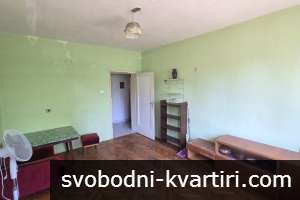 ТТристаен апартамент под наем в центъра на град Велико Търново. ТТристаен апартамент под наем в центъра на град Велико Търново.