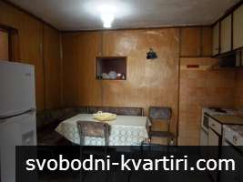 Етаж от къща в кв. Акация Етаж от къща в кв. Акация