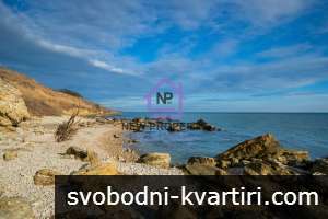 Заповядайте във Вашия нов дом в комплекс от двуетажни къщи ,създадени за да отговорят на всичките ви нужди ! Заповядайте във Вашия нов дом в комплекс от двуетажни къщи ,създадени за да отговорят на всичките ви нужди !