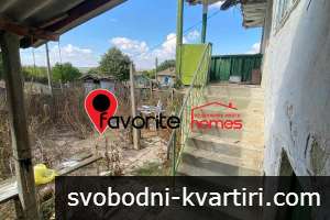 Къща с двор , с.Жилино Къща с двор , с.Жилино