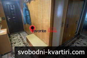 Тристаен ТОП Център Нови Пазар Тристаен ТОП Център Нови Пазар