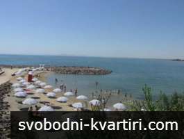 Под наем тристаен с пряк изглед море Под наем тристаен с пряк изглед море