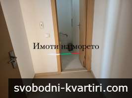 Отдавам под наем търговско помещение в затворен комплекс Отдавам под наем търговско помещение в затворен комплекс