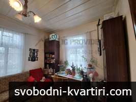 Едноетажна къща в Айтос за продажба Едноетажна къща в Айтос за продажба