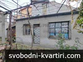 Едноетажна къща в Айтос за продажба Едноетажна къща в Айтос за продажба