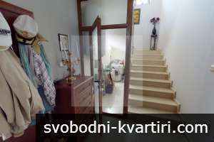 къща на 2 етажа с басейн за продажба в Кошарица - Чолакова Чешма къща на 2 етажа с басейн за продажба в Кошарица - Чолакова Чешма