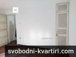 Продажба на Етаж от къща гр. Бургас - Център 150m² и двор 150m² Продажба на Етаж от къща гр. Бургас - Център 150m² и двор 150m²