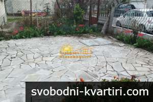 Дава под наем двустаен апартамент със собствен двор в Сарафово Дава под наем двустаен апартамент със собствен двор в Сарафово
