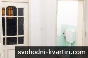 Търговско помещение под наем, Партер, централна част Търговско помещение под наем, Партер, централна част