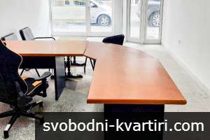 Търговско помещение под наем, Партер, централна част Търговско помещение под наем, Партер, централна част