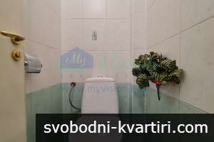 Дава под наем тристаен апартамент на Бул. Дава под наем тристаен апартамент на Бул.