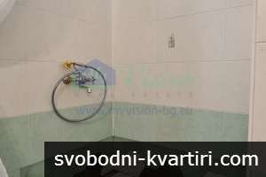 Дава под наем тристаен апартамент на Бул. Дава под наем тристаен апартамент на Бул.