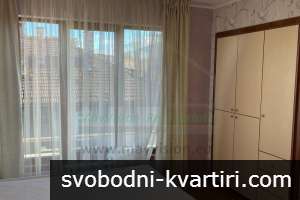 Тристаен апартамент в Център, София 85кв.м Тристаен апартамент в Център, София 85кв.м