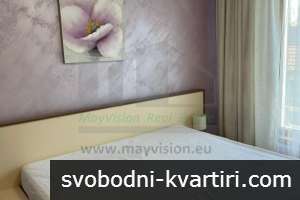 Тристаен апартамент в Център, София 85кв.м Тристаен апартамент в Център, София 85кв.м