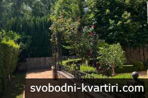 Дава под наем 4-стаен гр. София - Бояна 200m² Дава под наем 4-стаен гр. София - Бояна 200m²
