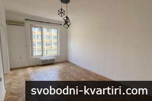 Дава под наем 3-стаен гр. София - Център 95m² Дава под наем 3-стаен гр. София - Център 95m²