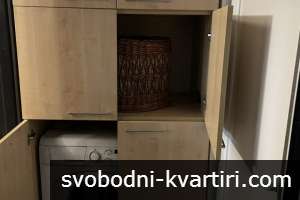 Дава под наем тристаен апартамент , София, Център Дава под наем тристаен апартамент , София, Център