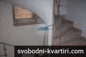 Продажба Къща община Аврен - с. Близнаци 600m² Продажба Къща община Аврен - с. Близнаци 600m²