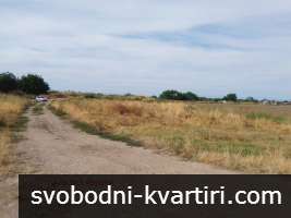 Парцел до ЖП-терминал Златитрап-само на 3км. от Пловдив Парцел до ЖП-терминал Златитрап-само на 3км. от Пловдив