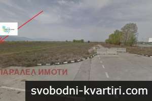 Парцел с лице на път Парцел с лице на път