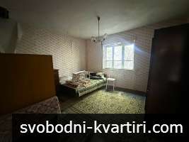 Къща в с. Неново Къща в с. Неново