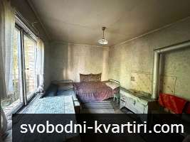 Къща в с. Неново Къща в с. Неново
