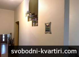 Къща в кв. Добруджански Къща в кв. Добруджански