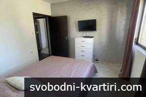 Тристаен апартамент кв.Пазара Тристаен апартамент кв.Пазара