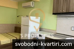 Самостоятелна стая под наем идеален център гр. Варна Самостоятелна стая под наем идеален център гр. Варна