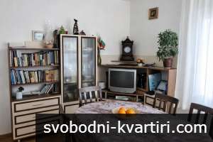 Къща в гр. Ветово Къща в гр. Ветово